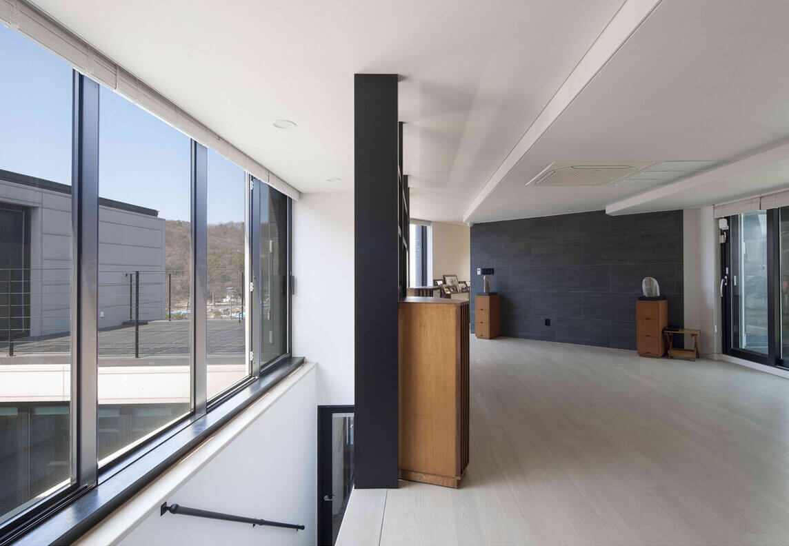 Creating a Functional  Corporate Office Space